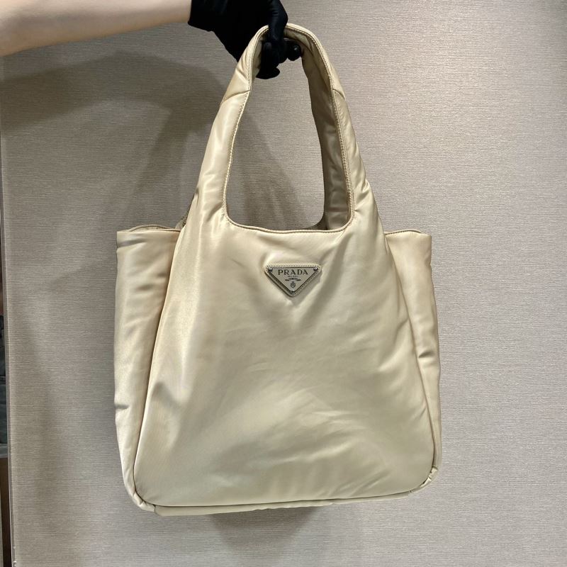 Pra*a tote bags